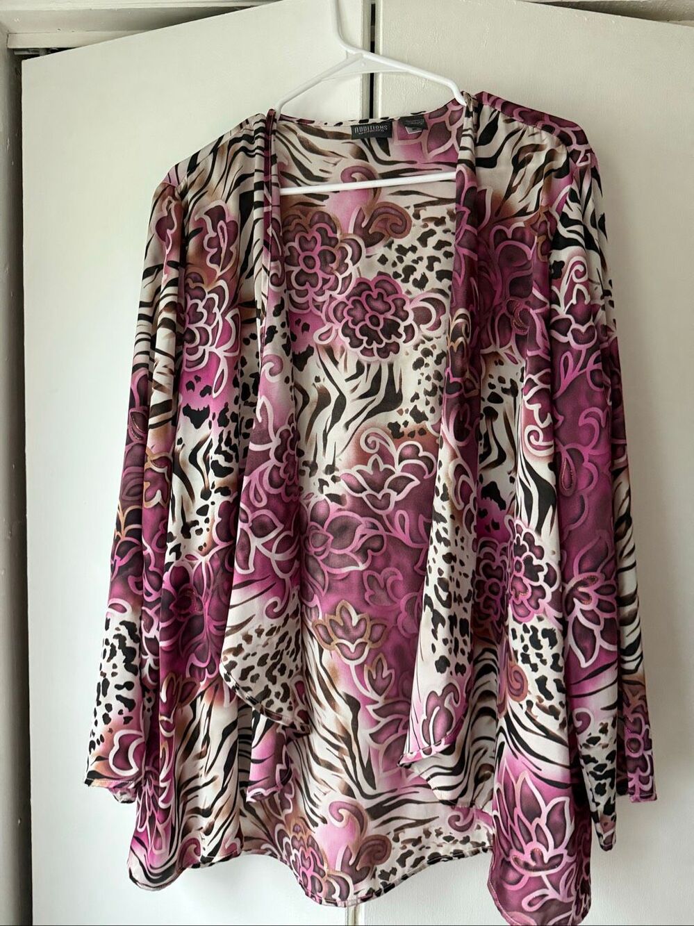 Additions by Chico's XL Gold Sparkle Pink Light Floral Cheetah Old Money Cardiga
